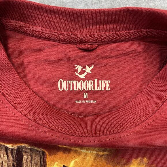 OutdoorLife Wolf Nature Graphic T-Shirt Mens Medium M Red Sunset Wasteland Tee - Picture 4 of 7